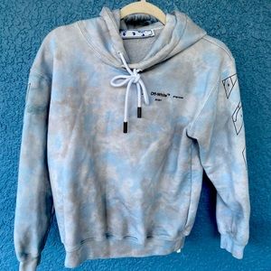 Woman’s authentic off-white medium hoodie